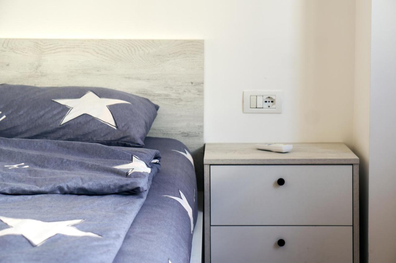 Central Beach Apartment Saranda Kültér fotó